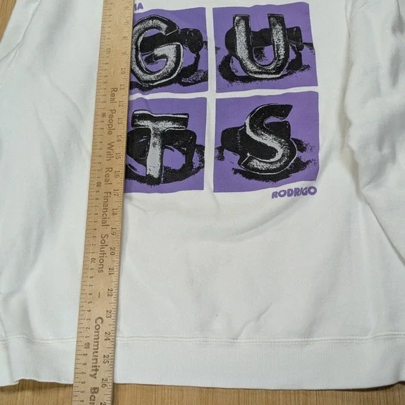 Olivia Rodrigo GUTS Album White Crewneck Sweatshirt Women's XL‎ Pop Music Merch - Picture 2 of 7